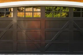 farmhouse-garage-doors.webp